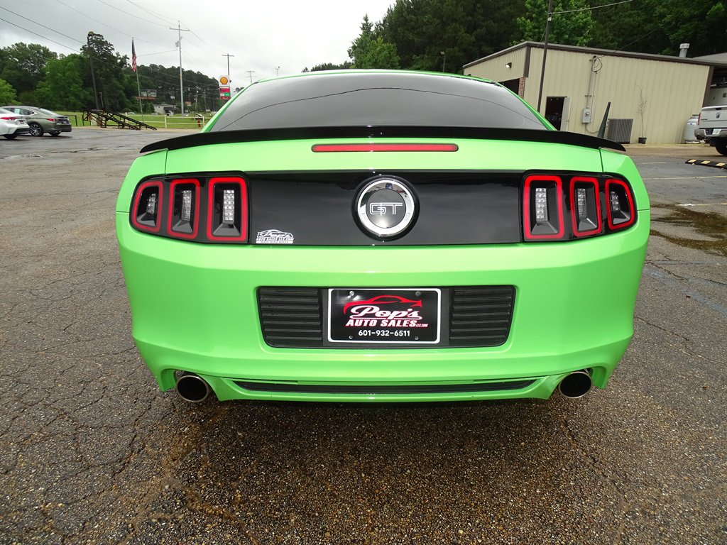 2014 Ford Mustang - $28,999