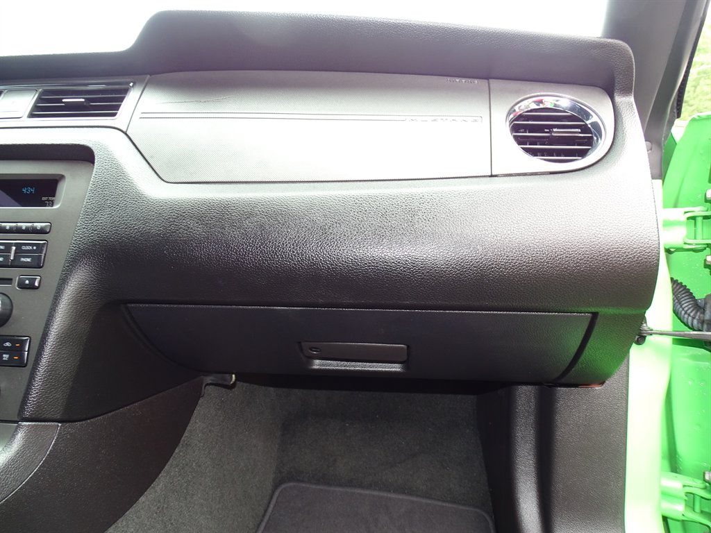 2014 Ford Mustang - $28,999
