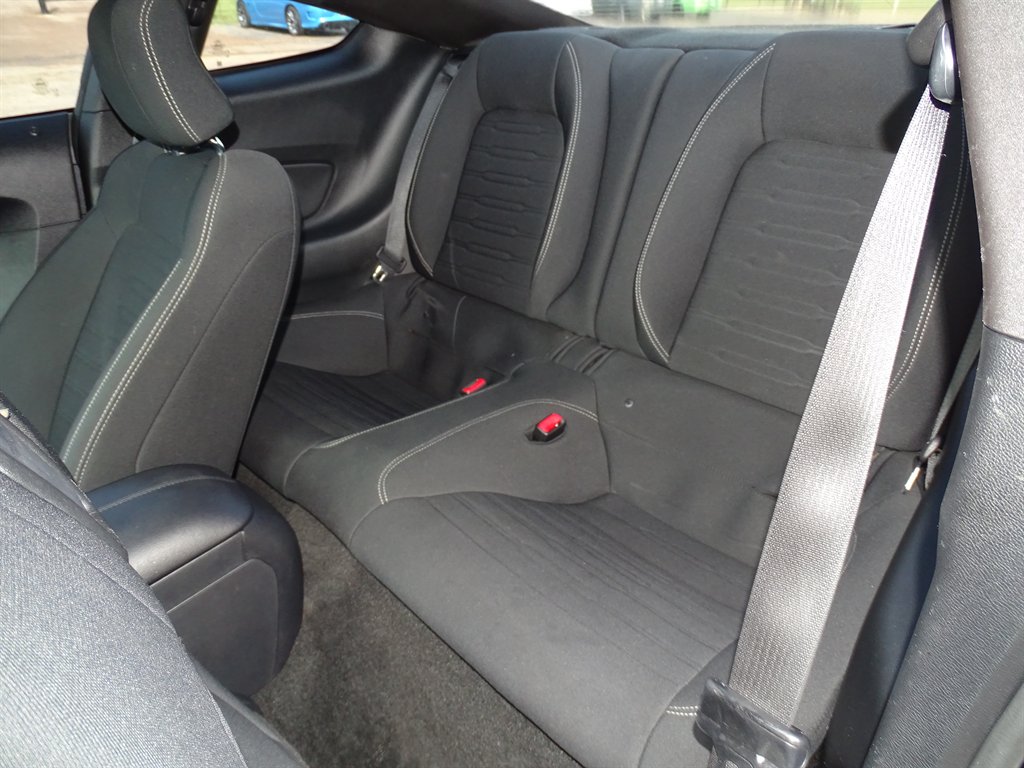 2017 Ford Mustang - $27,999