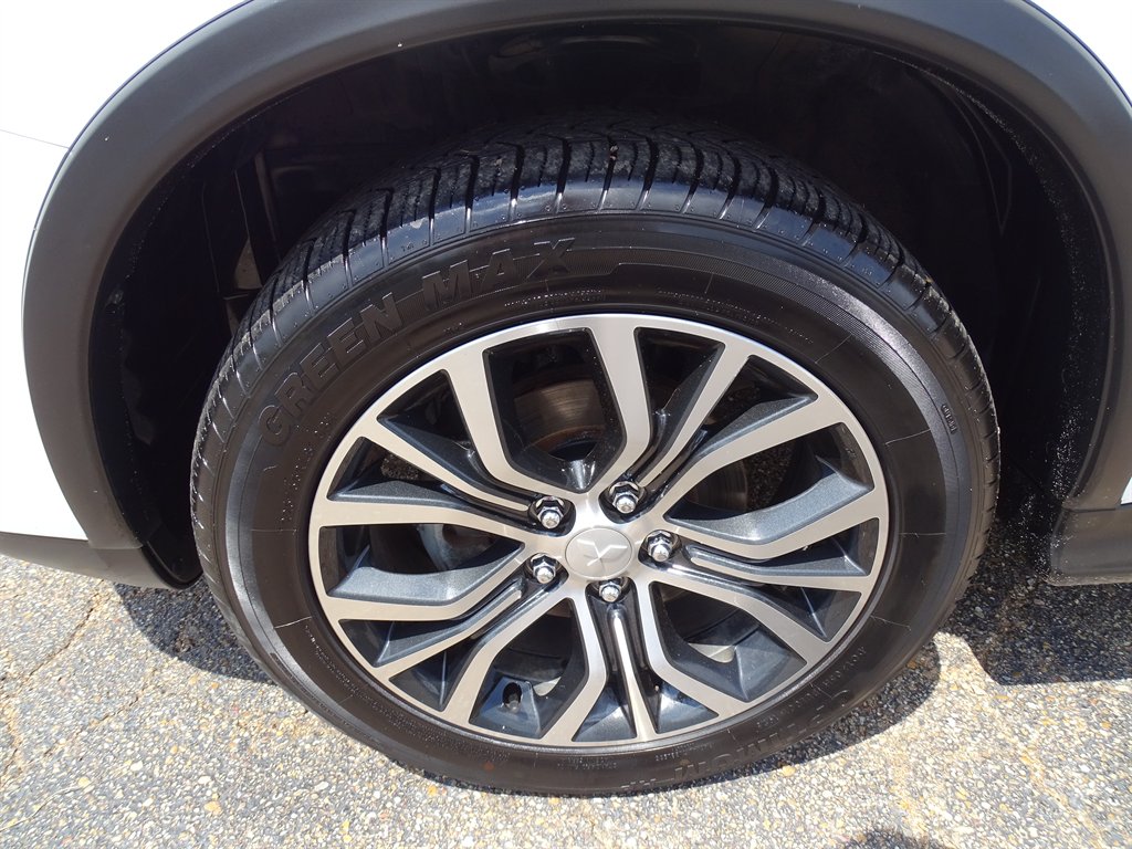 2019 Mitsubishi Outlander