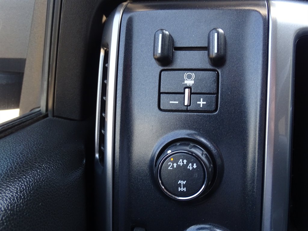 2018 Chevrolet Silverado - $32,999