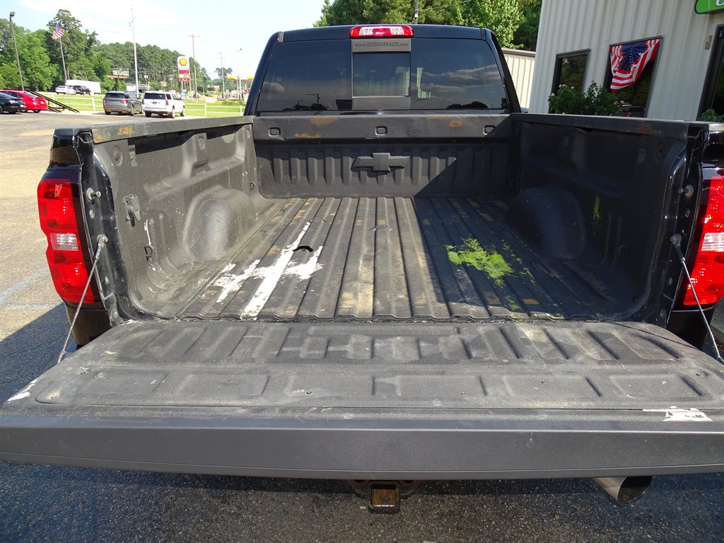 2018 Chevrolet Silverado - $32,999