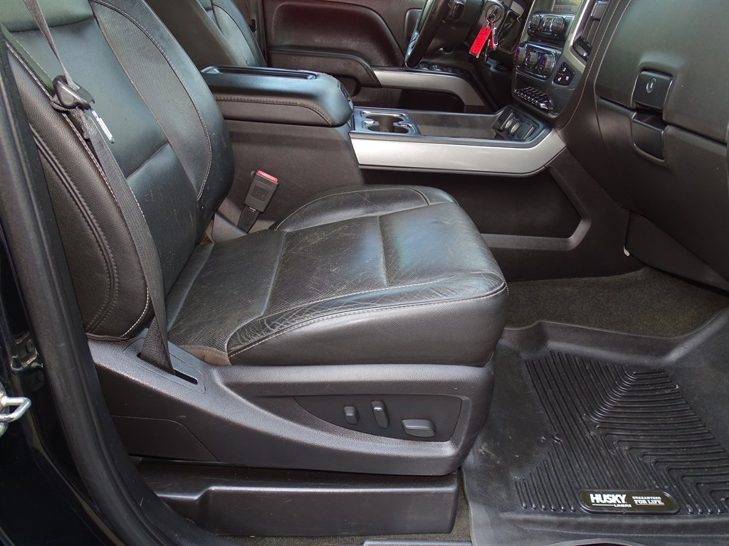 2018 Chevrolet Silverado - $32,999
