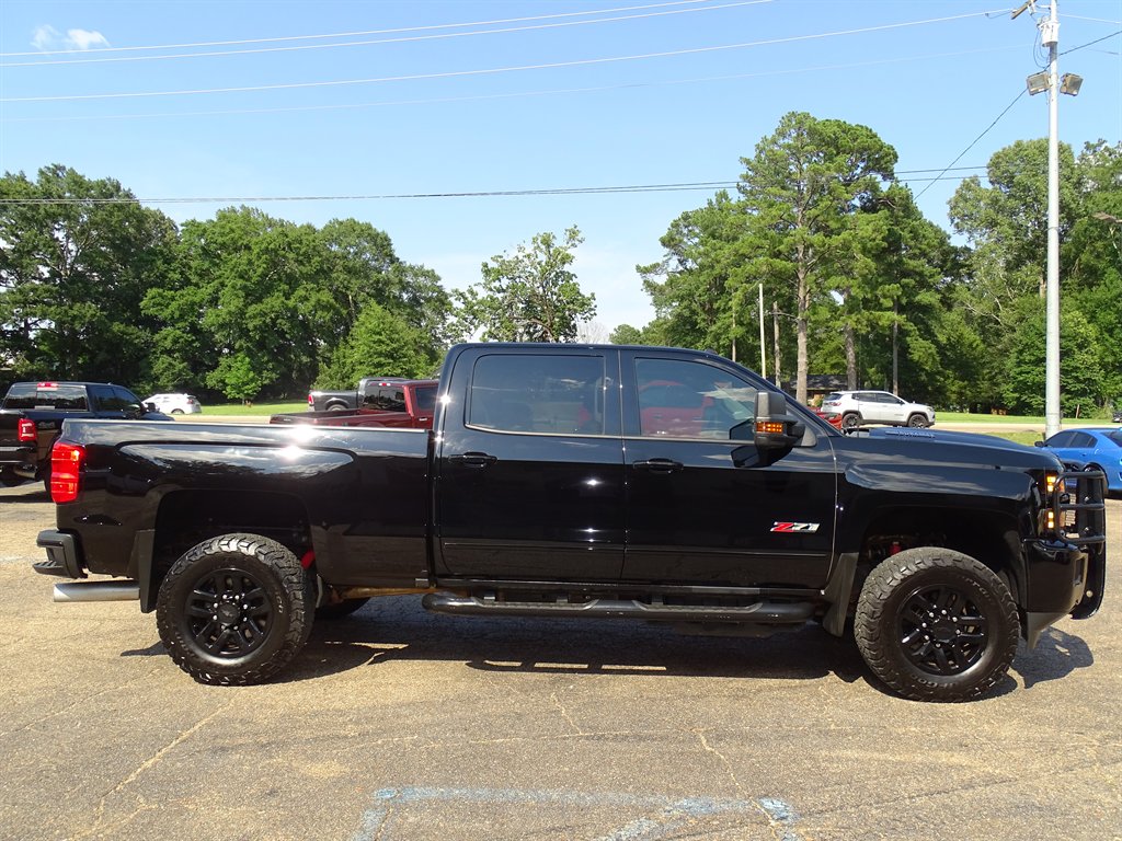 2018 Chevrolet Silverado - $32,999