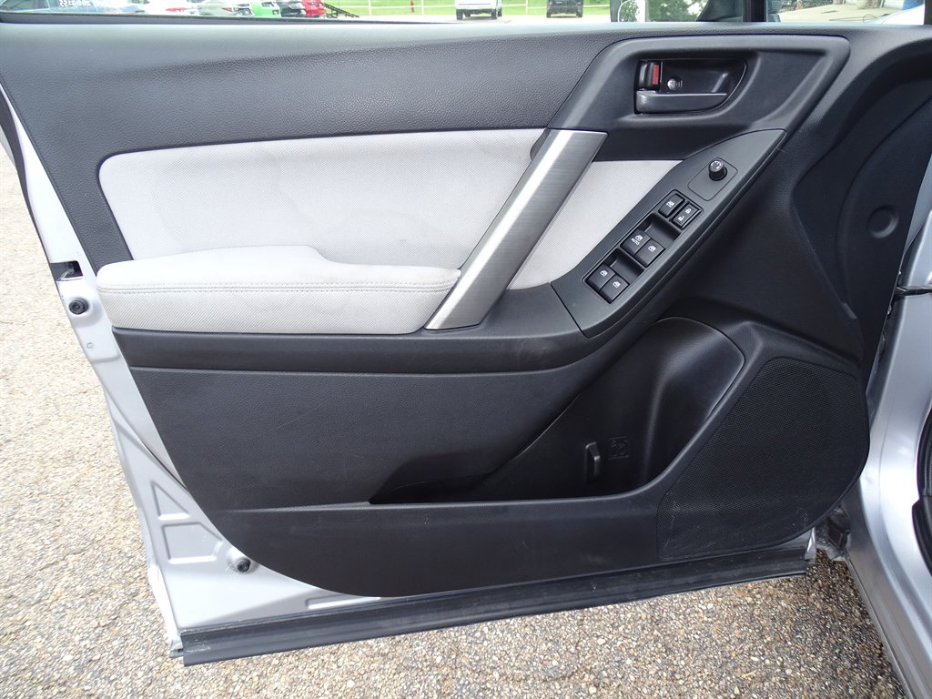 2014 Subaru Forester - $11,999