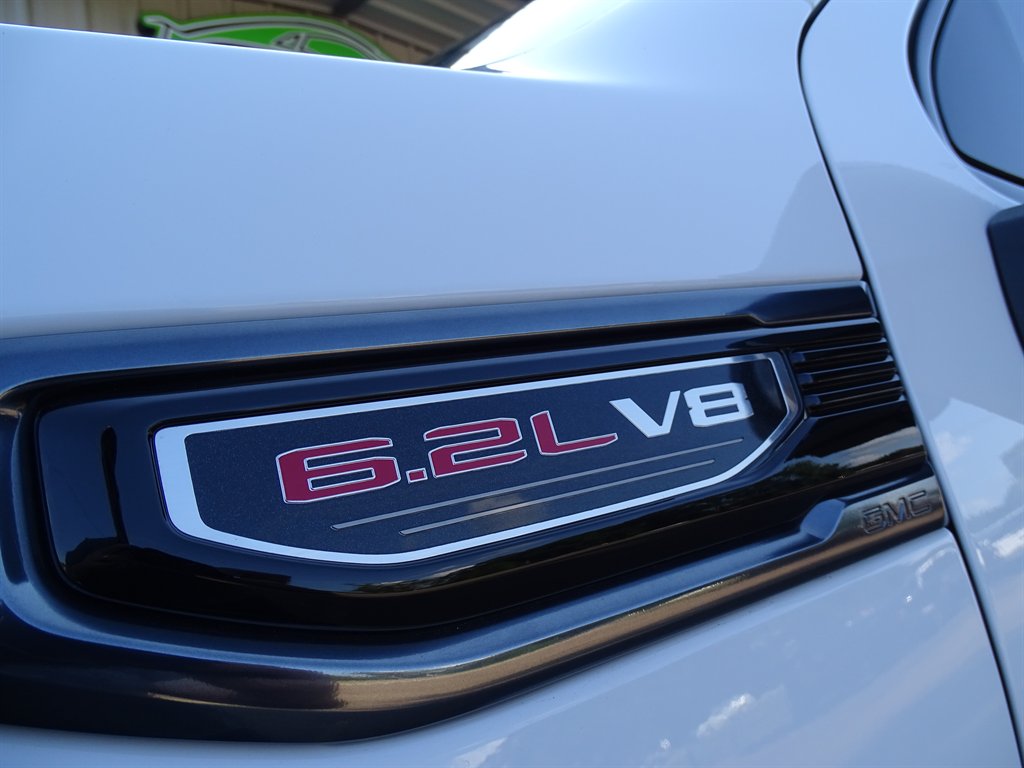 2023 GMC Sierra - $45,999