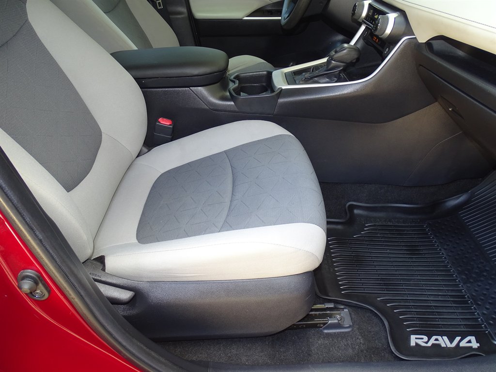 2020 Toyota RAV4 - $23,999