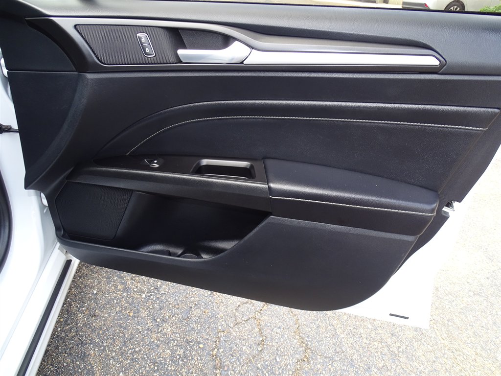 2020 Ford Fusion - $14,299