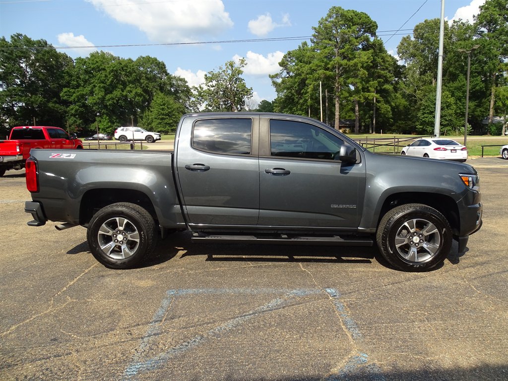 2017 Chevrolet Colorado - $20,999