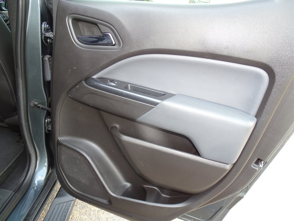 2017 Chevrolet Colorado - $20,999