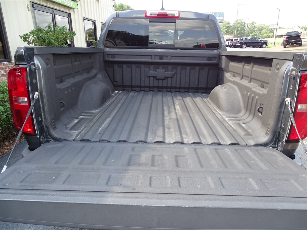 2017 Chevrolet Colorado - $20,999