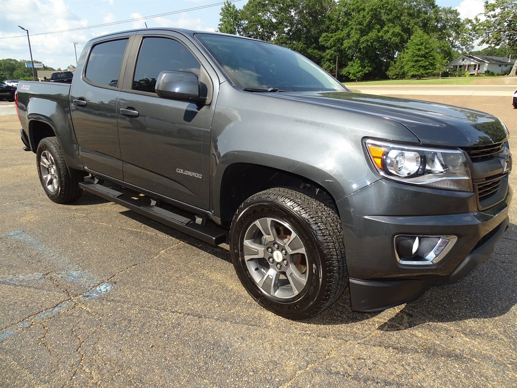 2017 Chevrolet Colorado - $20,999
