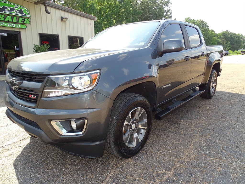 2017 Chevrolet Colorado - $20,999