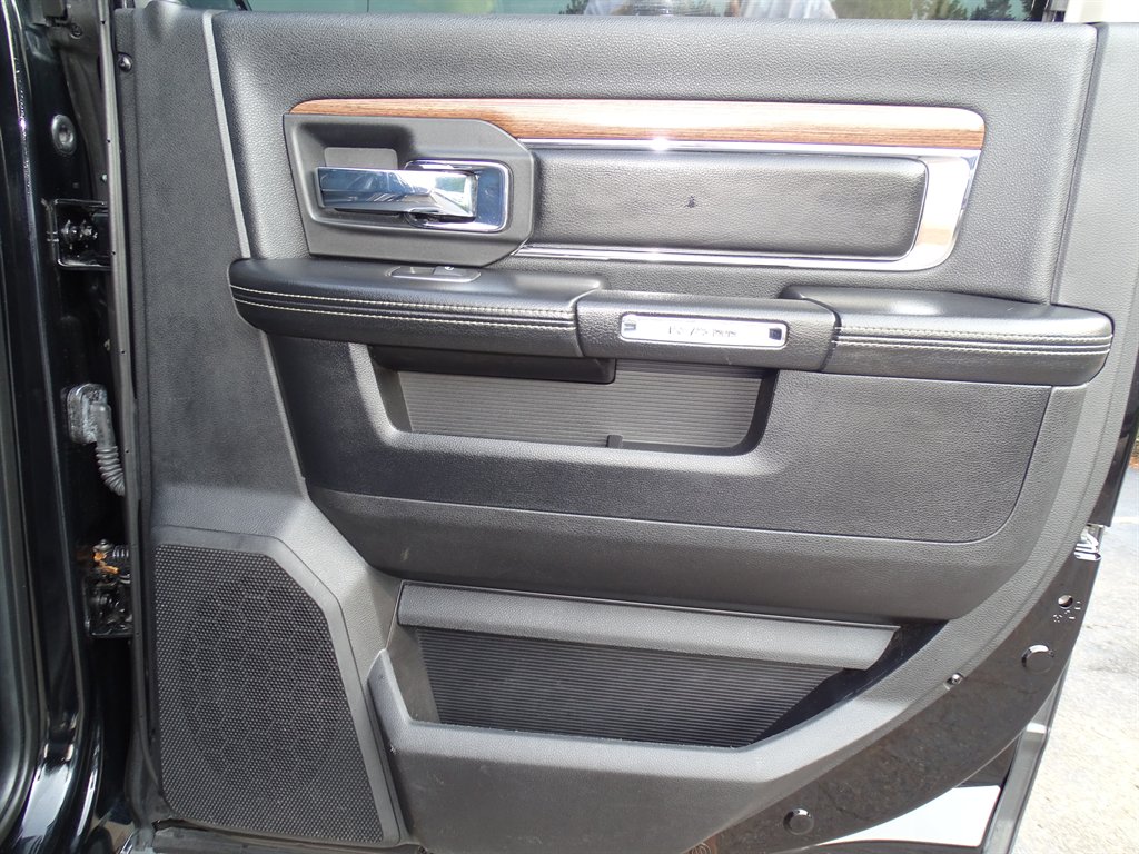 2014 Ram 2500 - $32,999