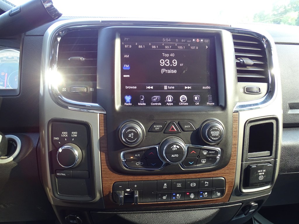 2014 Ram 2500 - $32,999