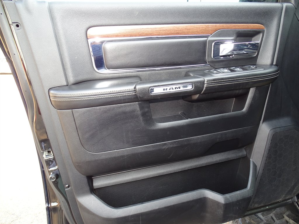 2014 Ram 2500 - $32,999
