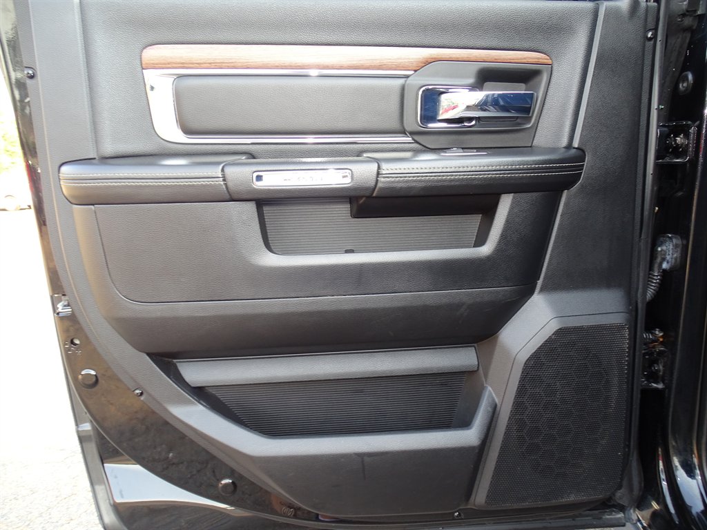 2014 Ram 2500 - $32,999