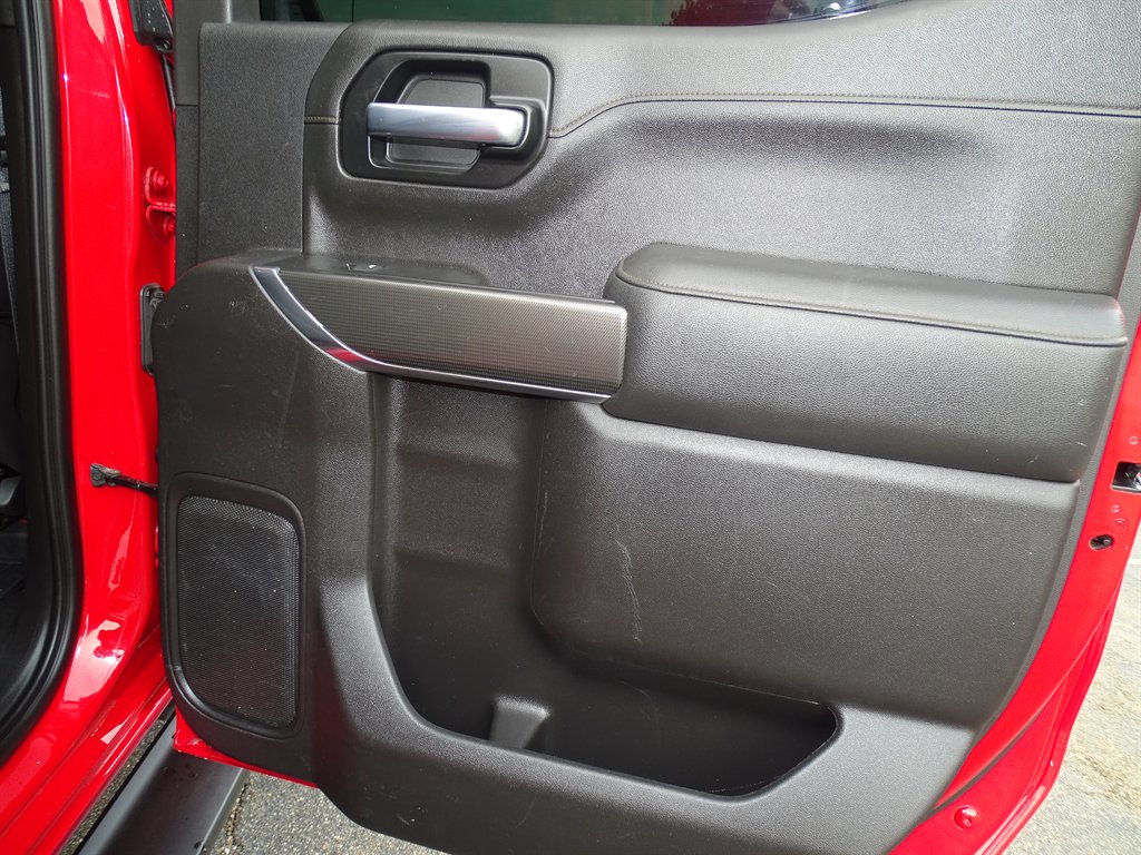 2021 GMC Sierra - $43,999
