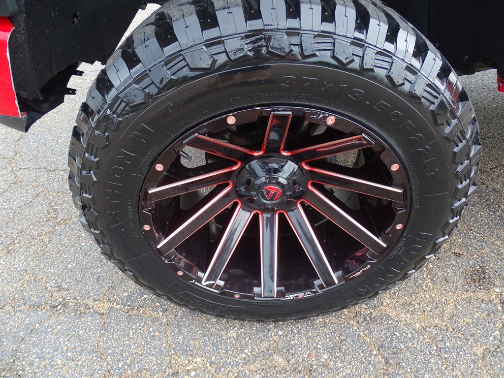 2021 GMC Sierra - $43,999