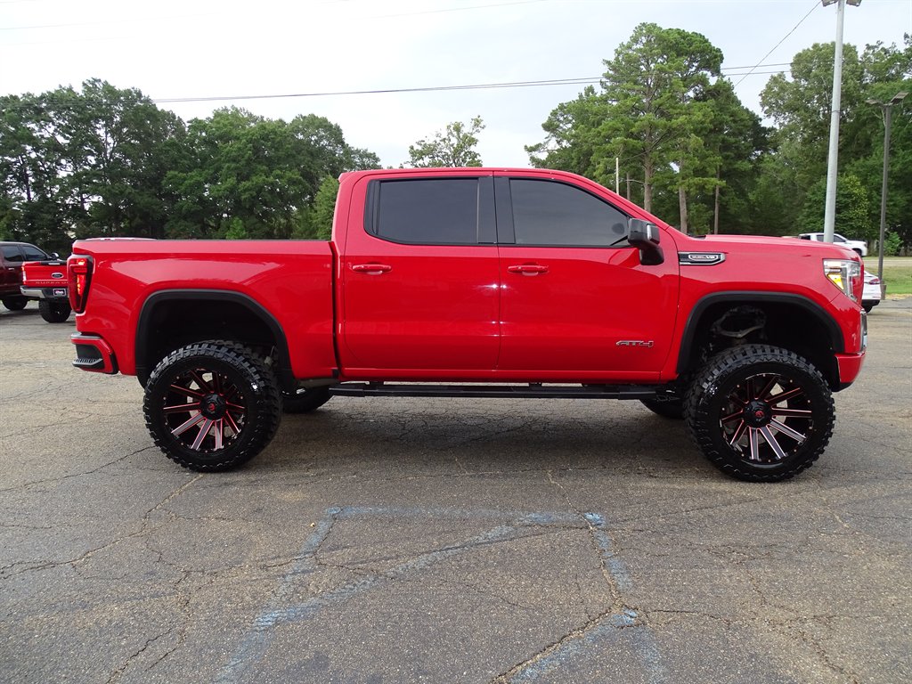 2021 GMC Sierra - $43,999