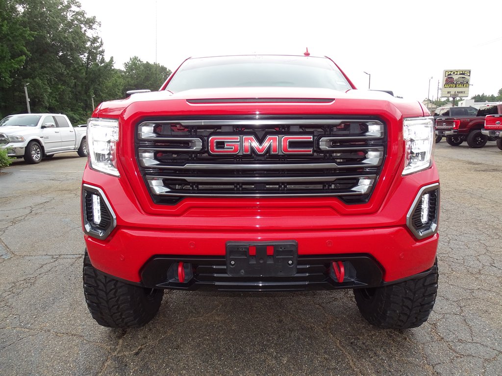 2021 GMC Sierra - $43,999
