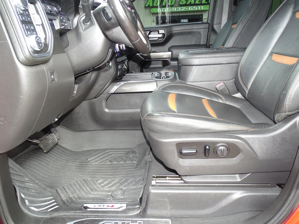 2021 GMC Sierra - $43,999