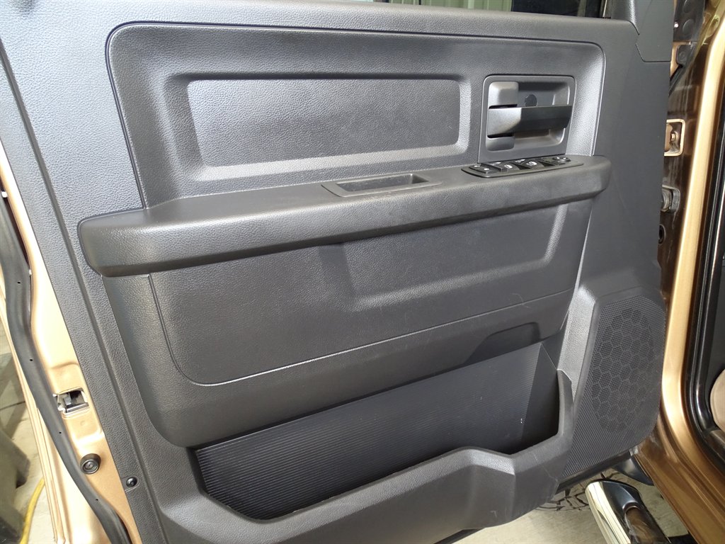 2012 Dodge Ram - $18,999