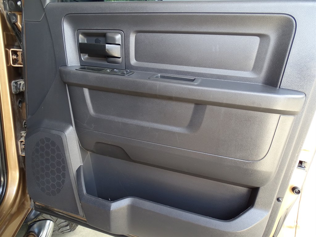 2012 Dodge Ram - $18,999