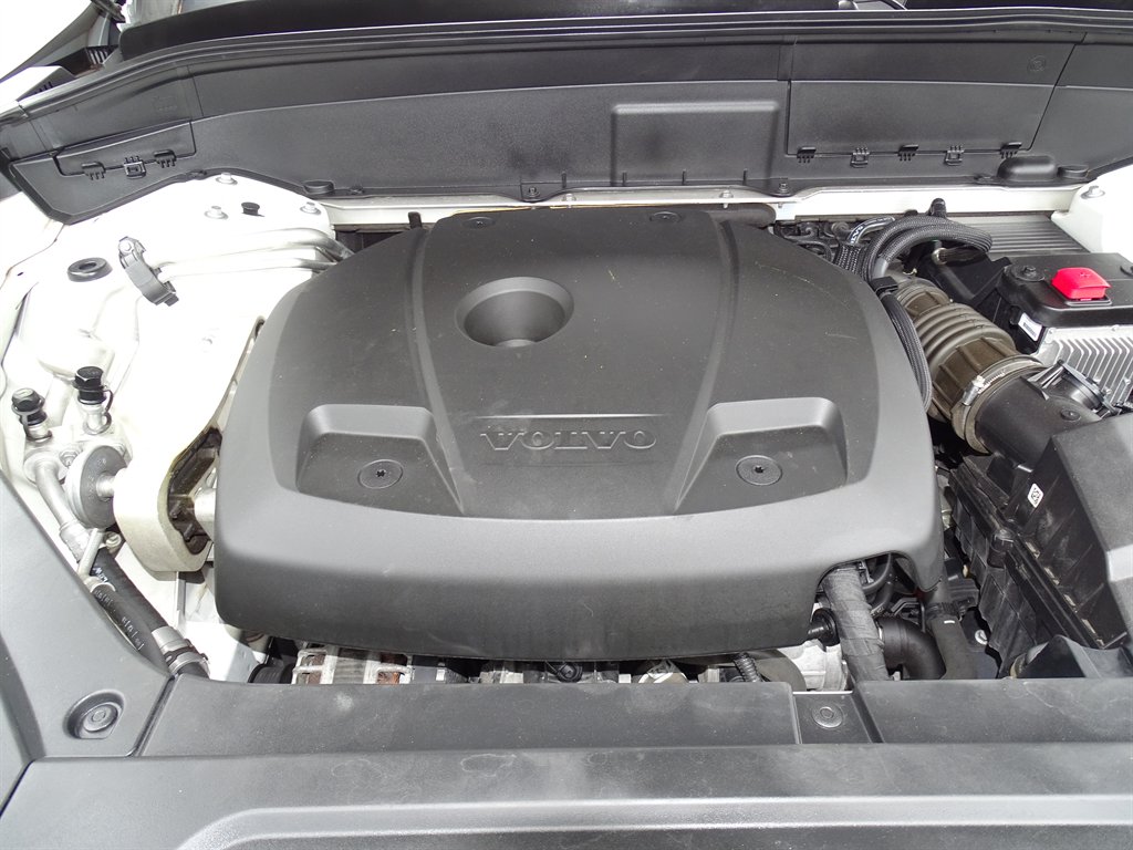 2019 Volvo XC90 - $19,999