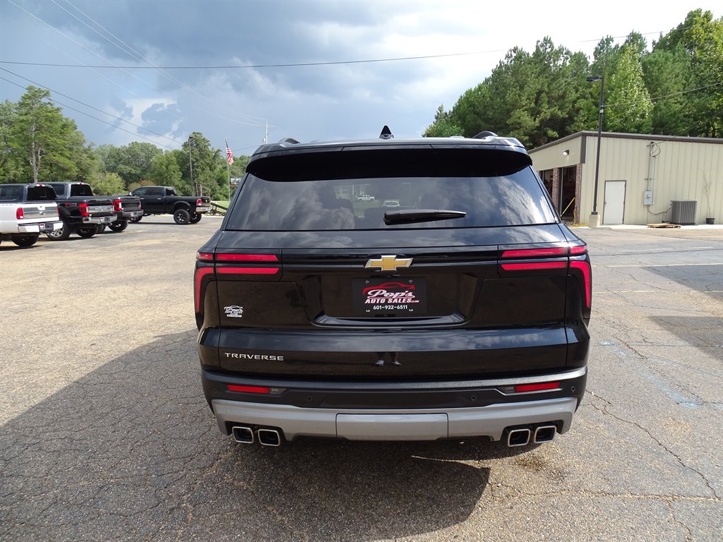 2026 Chevrolet Traverse - $37,999
