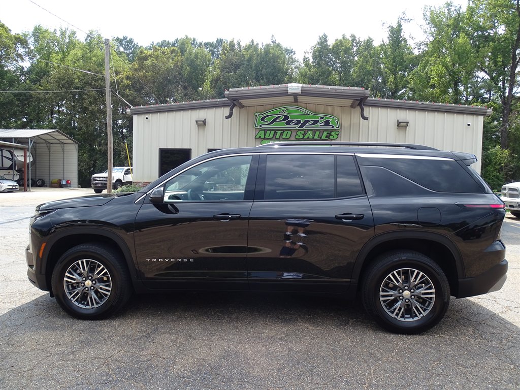 2026 Chevrolet Traverse - $37,999