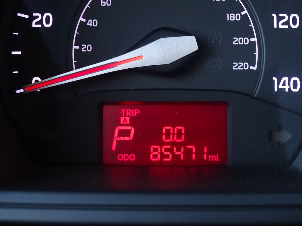 2013 Kia Rio - $8,999