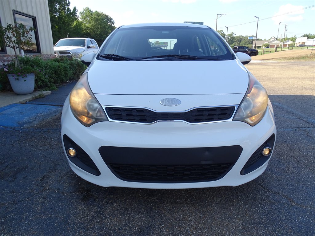 2013 Kia Rio - $8,999