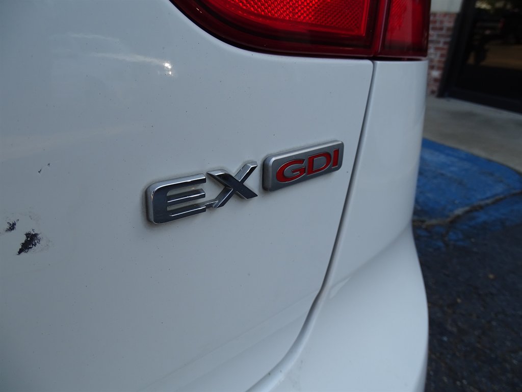 2013 Kia Rio - $8,999