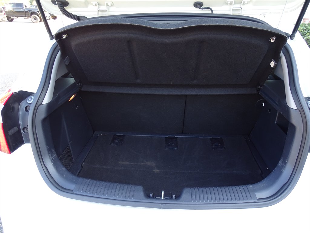 2013 Kia Rio - $8,999