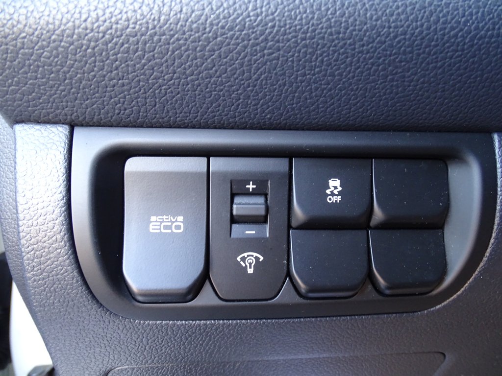 2013 Kia Rio - $8,999