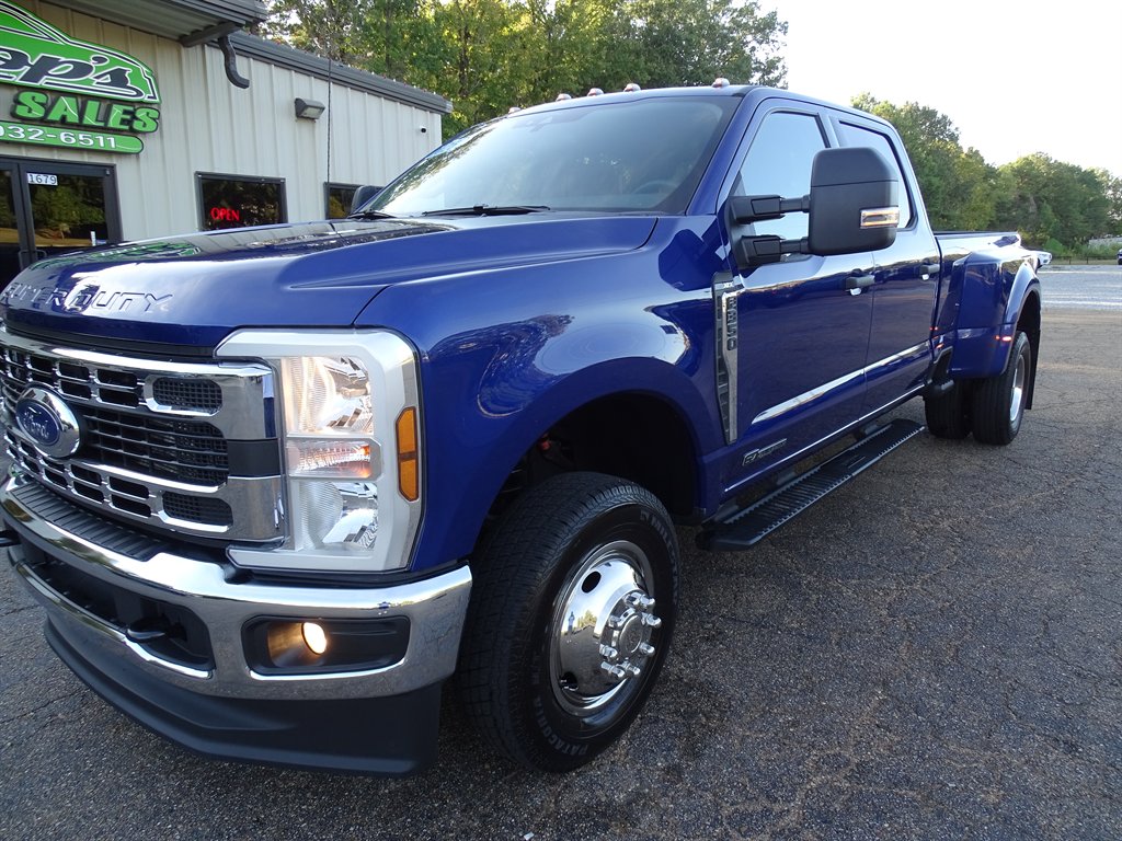 2026 Ford F-350 - $51,999