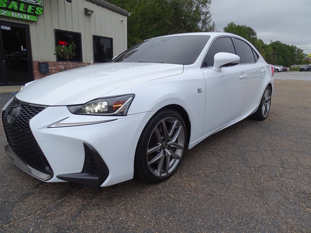 2019 Lexus IS