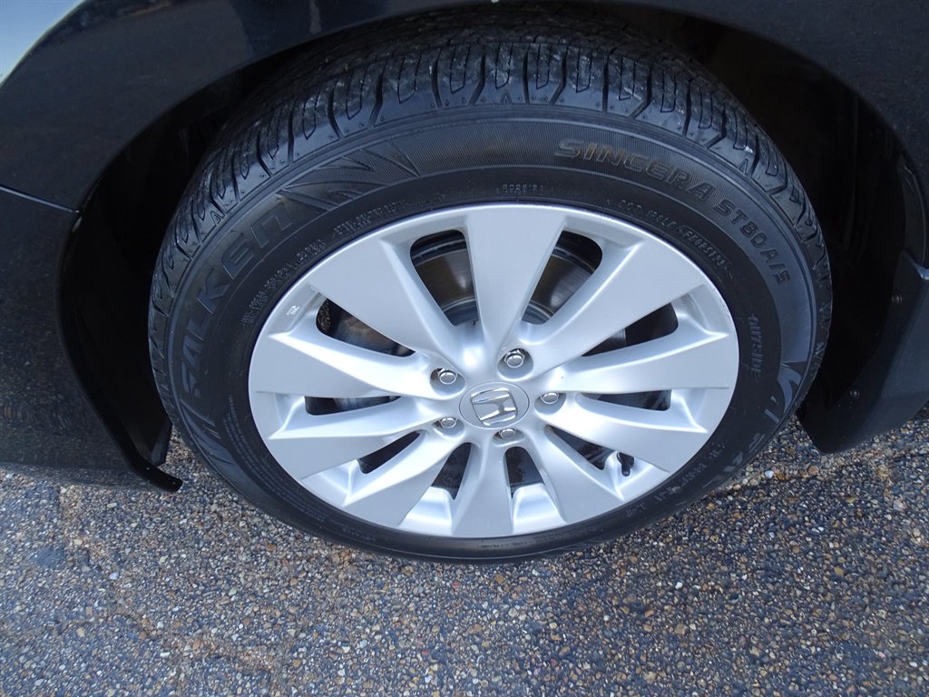 2015 Honda Accord - $10,999