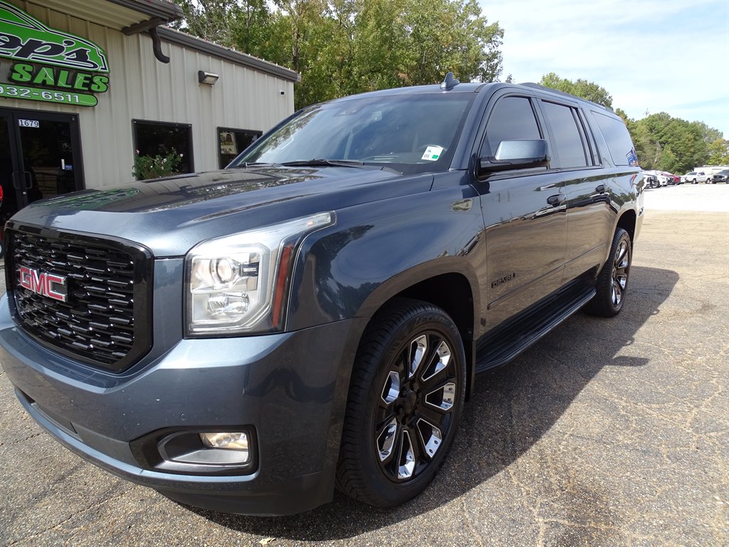 2020 GMC Yukon - $27,999