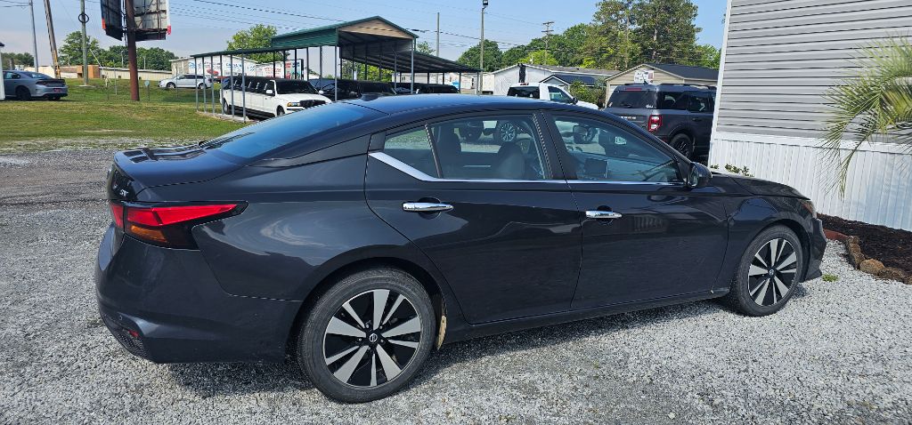 2022 Nissan Altima