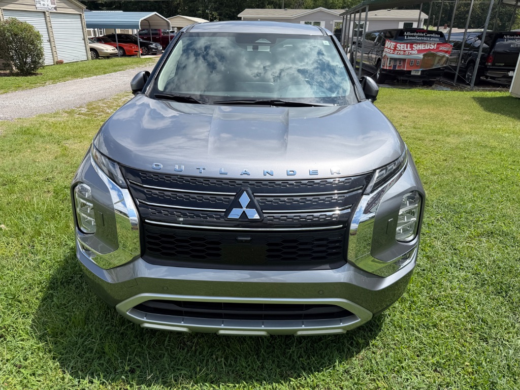 2024 Mitsubishi Outlander