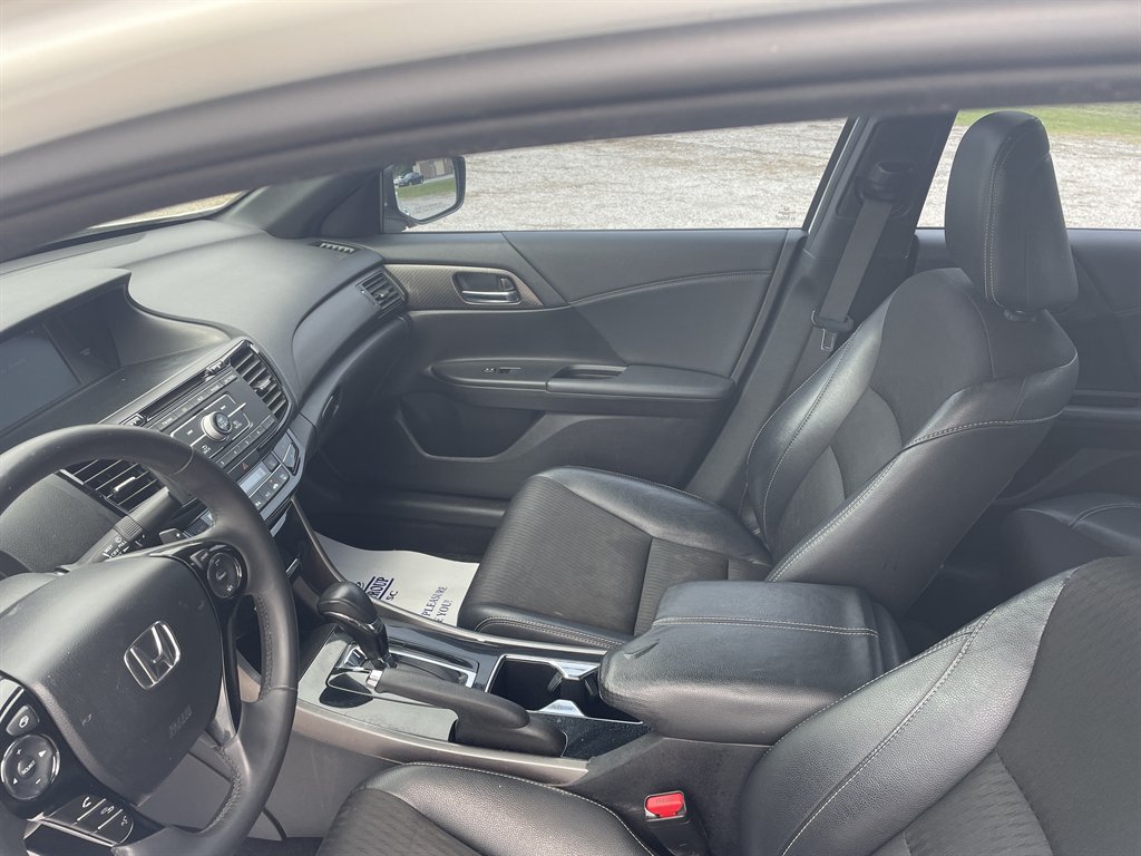 2016 Honda Accord - $15,760