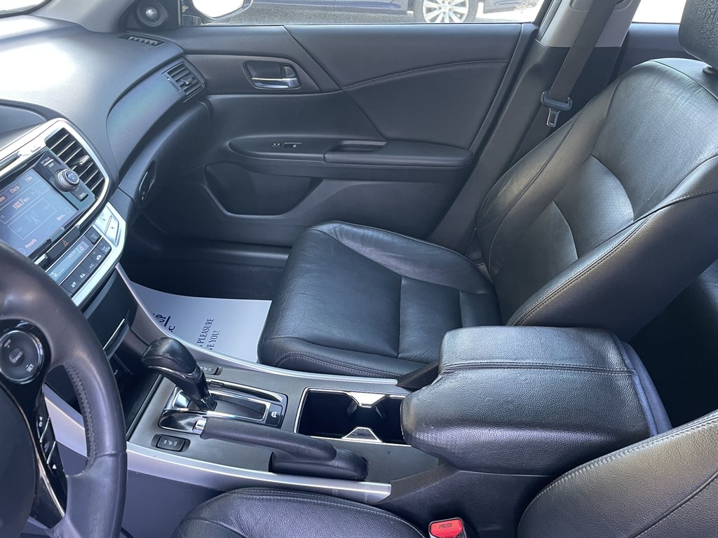 2015 Honda Accord - $12,940