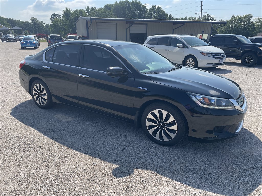 2015 Honda Accord - $12,940