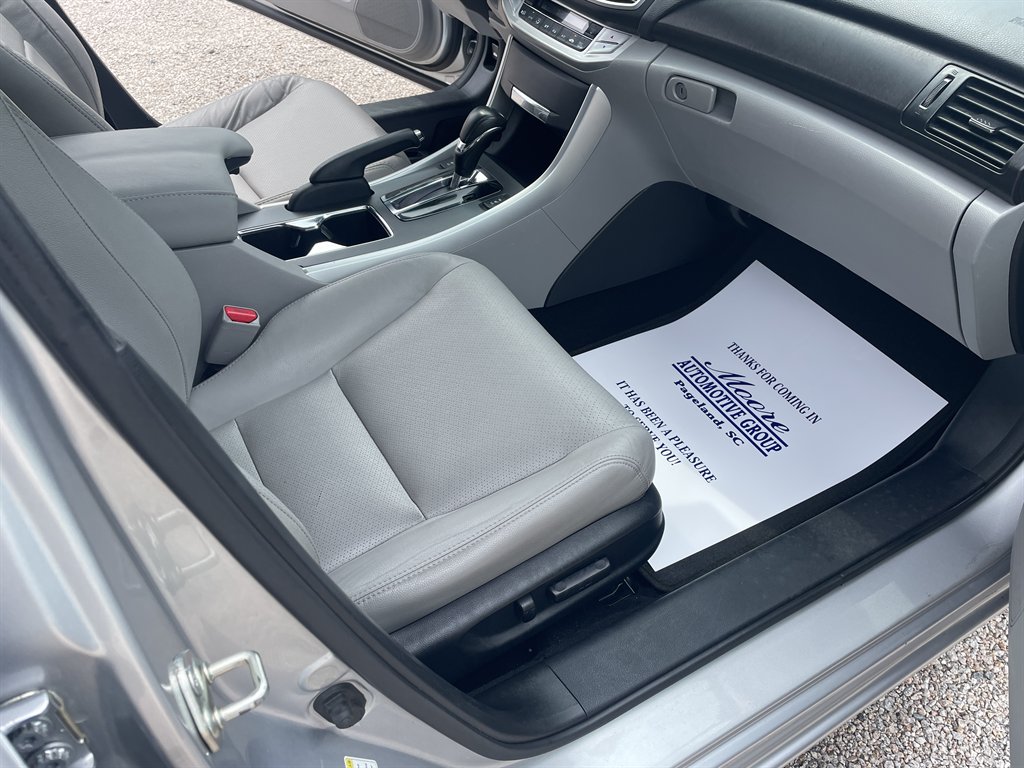 2013 Honda Accord - $11,480