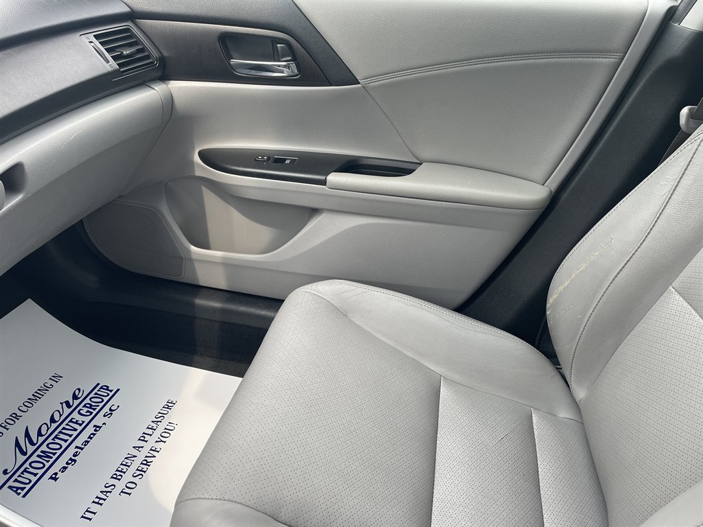 2013 Honda Accord - $11,480
