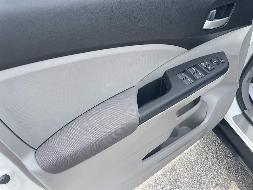 2013 Honda CR-V - $13,970