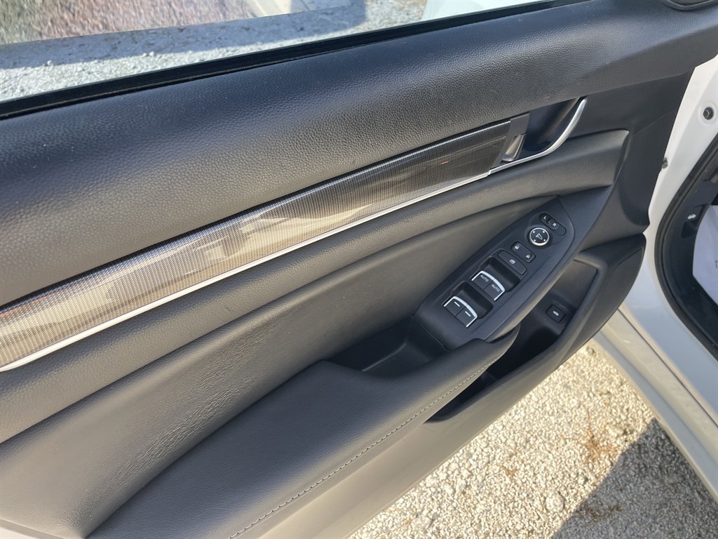 2018 Honda Accord - $13,970