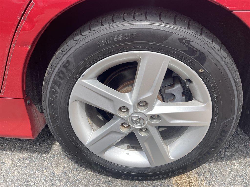 2014 Toyota Camry - $14,930